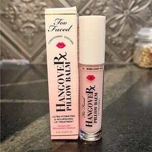 Too Faced Hangover Pillow Balm - Soft Pink